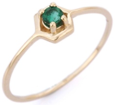 14K Yellow Gold Emerald Birthstone Ring - £111.90 GBP