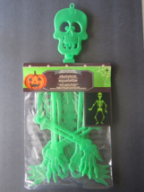 Glow In The Dark Skeleton 3 ft Poseable Arms &amp; Legs Activate Glow In Direct Lgt - £8.25 GBP