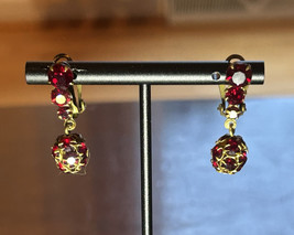 Antique Made In Austria Clip On Red Crystal Glass Rhinestone Earrings - £20.65 GBP