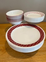 Corelle Crimson Trellis Red Lattice Replacement Dishes Vintage - €5,99 EUR