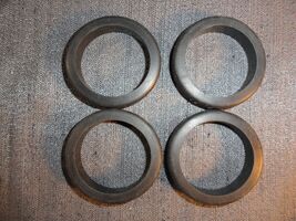 QUANTITY 4 BLACK RUBBER SEALS 2 1/4 INCH DIAMETER - $7.82