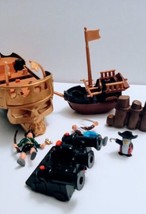 Assorted Pirate Ship and Pirate Items - £18.64 GBP