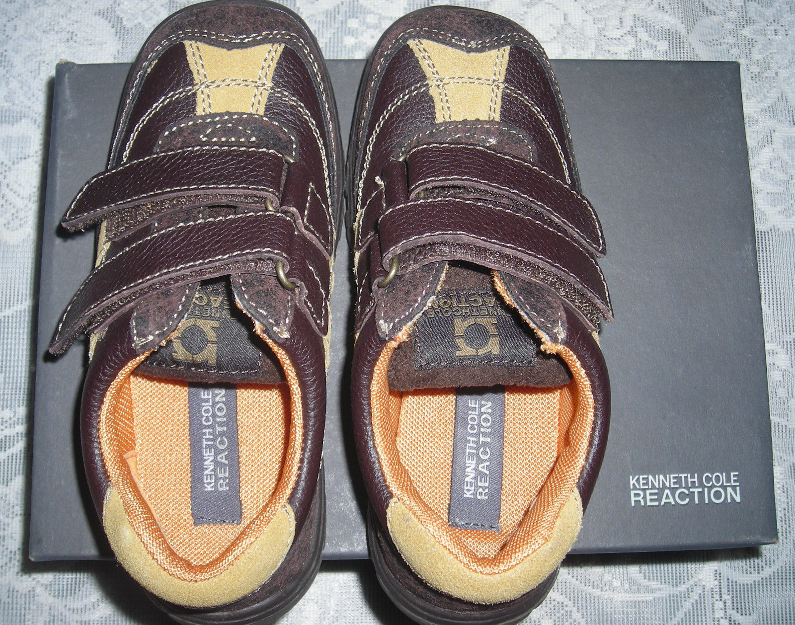Primary image for Kenneth Cole Reaction Boys Chocolate Leather Athletic Shoes 13 M