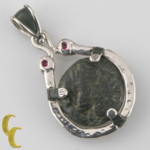 Grec Pièce en Argent Chaton Avec 2 Rubies Pendentif - £210.84 GBP