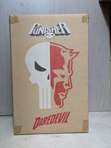 Sideshow Collectibles Marvel Modern Ver. Punisher Vs Daredevil Diorama S... - £698.28 GBP
