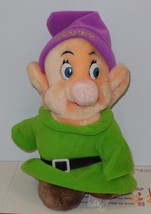 Disney Store Exclusive Snow White Dopey Dwarf 6&quot; plush toy RARE HTF - £18.84 GBP