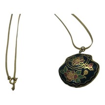 Vintage Floral Fan Cloisonne Enamel Pendant Necklace 70s Boho Hippy cottagecore - £14.08 GBP