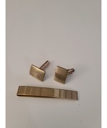 Gold Tone Cufflinks and Tie Bar  - $27.37 CAD