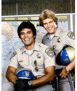 Erik Estrada Tom Reilly Chips TV series 11x14 Photo - £11.96 GBP