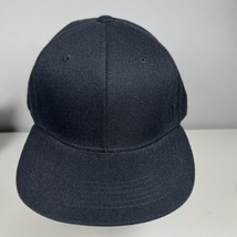 Top of the World Fitted Baseball Hat Cap Solid Black Adult Size 7 5/8 Wool Blend - £12.60 GBP