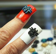 10 MIXED SPIDER CHARMS HALLOWEEN RHINESTONE SPIDERS 3D NAIL ART SMALL GI... - $10.99