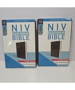 NIV Value Thinline Bible Large Print Leathersoft  Brown Lot Of 2 New  - $30.04 CAD