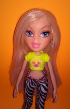 Bratz Selfie Snaps Cloe Doll Pink Hair from Photobooth  - $15.99