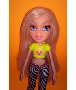 Bratz Selfie Snaps Cloe Doll Pink Hair from Photobooth  - £12.53 GBP