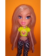 Bratz Selfie Snaps Cloe Doll Pink Hair from Photobooth  - $15.99