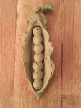 Ceramic Pea Pod Wall Table Art Decor Peas In A Pod 12” Farm Rustic - $58.00