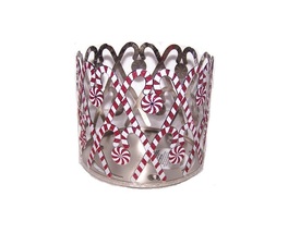 Bath & Body Works Candy Cane & Peppermint 3 Wick Candle Holder Sleeve - $28.99