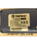 Pre-owned TRENDnet 2-Port USB KVM Switch and Cable Kit with Audio, TK-209K - $729.23 MXN