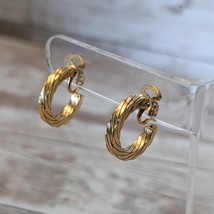 Vintage Clip On Earrings Interesting Gold Tone Hoops - £11.00 GBP