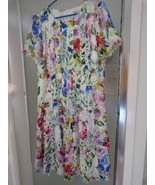 Colorful Short-Sleeved :: New Dress :: Women's Size 14 - $488.31 MXN