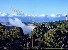 1977 Horseshoe Falls thru Tree Line Niagara Falls Canada Kodachrome 35mm Slide - £4.27 GBP