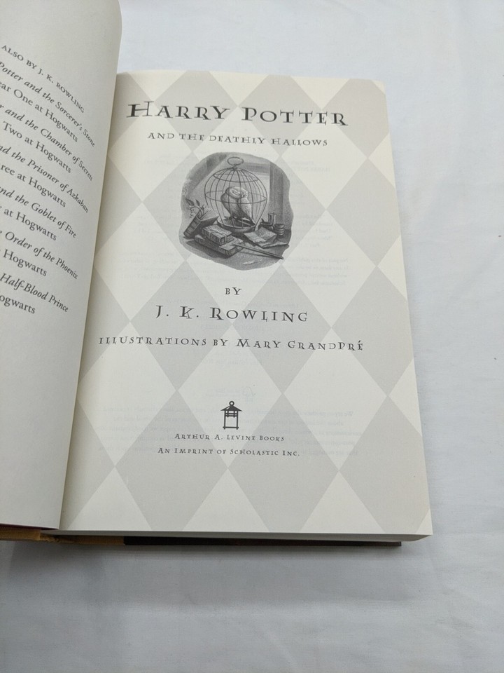 Harry Potter And The Deathly Hallows 2007 1st Edition Hardcover Book Item image 9