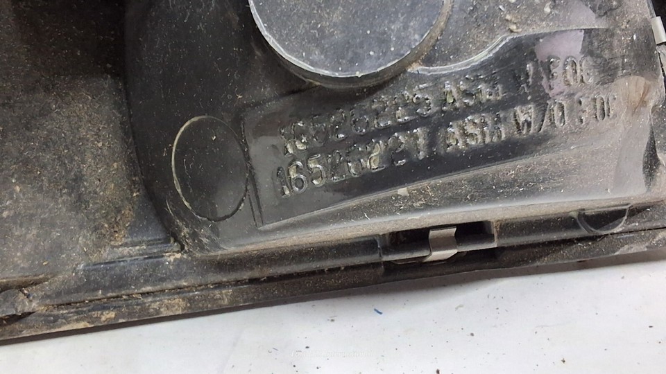 98 99 00 01 02 03 04 05 GMC Sonoma left driver's headlight assembly without fog Item image 3
