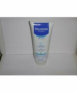 Mustela Baby 2-in-1 Cleansing Gel - Baby Body &amp; Hair Cleanser Tear-Free ... - $189.87 MXN