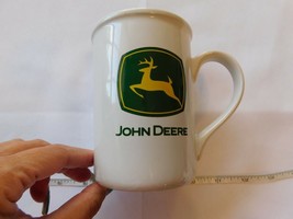 John Deere Licensed Product Coffee Mug Cup 4 1/2&quot; tall X 3 1/4&quot; wide at top - £12.14 GBP