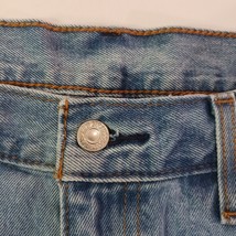 Levi's 550 Women's Blue Cotton Denim Jeans Size (36 × 32) image 4
