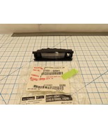 Toyota 81691-02041 License Plate Tag Light Lamp Housing Left LH - $550.11 MXN