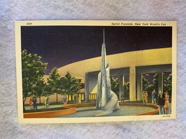 1939 NEW YORK WORLDS FAIR “SPIRAL FOUNTAIN” NIGHT VIEW POST CARD  - $5.00