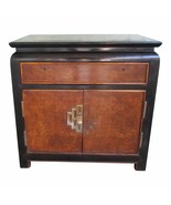 Chin Hua Nightstand End Table by Raymond K Sobota for Century Furniture  - $16,538.44 MXN