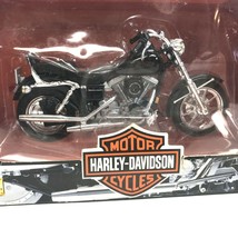 Maisto 1:18 Series 21998 Harley Davidson FXDB Diecast 31360 With Package Wear - $9.89