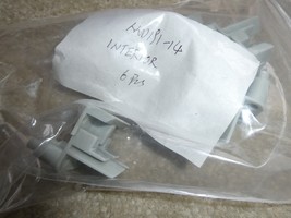 Lot of 6 MTH O Scale Plastic Interior Seat Parts NOS - $18.81