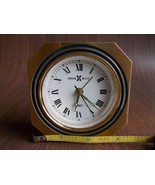 Howard Miller model Brass Desk alarm Clock Works - $667.41 MXN