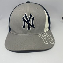 New York Yankees Hat Fan Favorite Baseball Cap Youth/Kids Gray Trucker Hat - £8.21 GBP