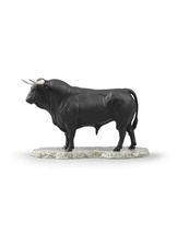 Lladro 01009239 Spanish Bull Figurine New - $908.00