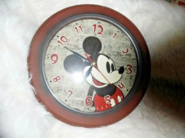Vintage Mickey Mouse Clock - £53.20 GBP