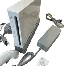 Nintendo Wii White Console Bundle 2 Wii Mote, 1 Nunchuk, Stand, Tested Working - £59.35 GBP