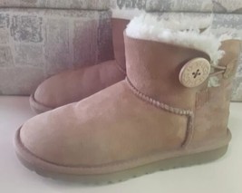 UGG Australia Bailey Button Ankle 3352 Mini Boots Chestnut Brown Women S... - $29.69