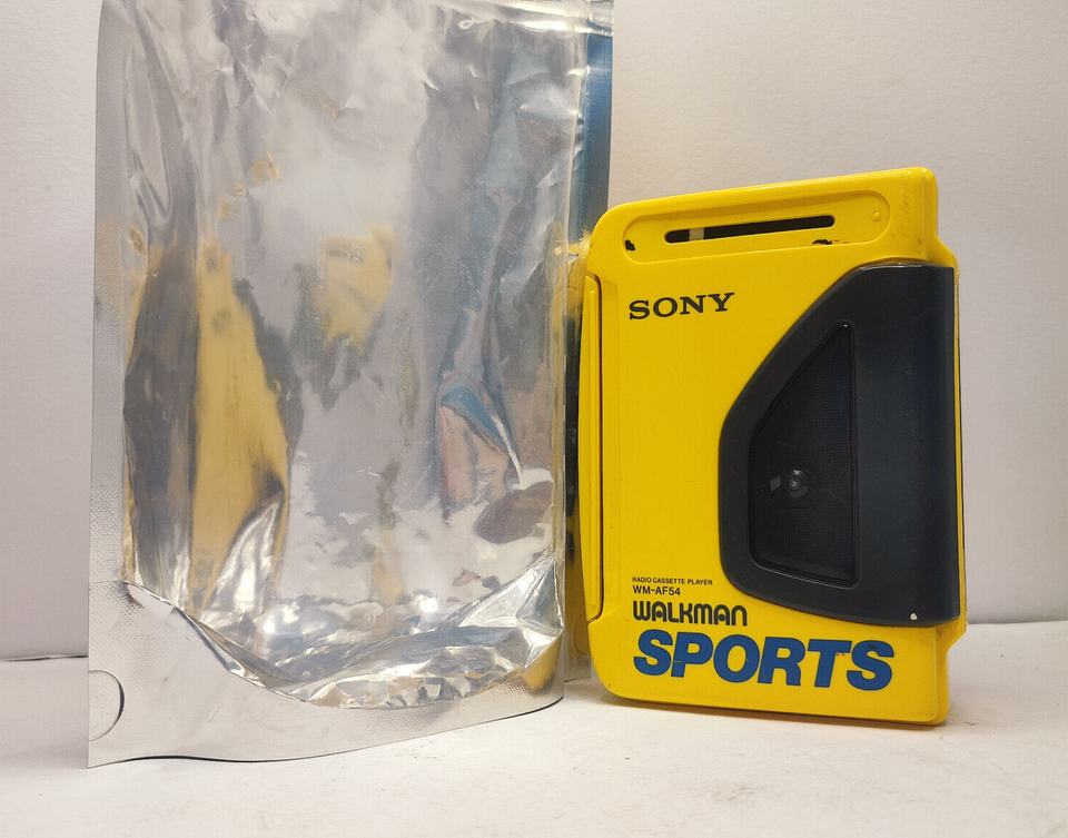 VTG Sony WALKMAN Sports Personal FM/AM Radio Cassette Player WM-AF54 - F... - $32.38