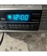 Vintage GE General Electric Alarm Clock Radio AM/FM Stereo Model 7-4945A - $36.62 CAD