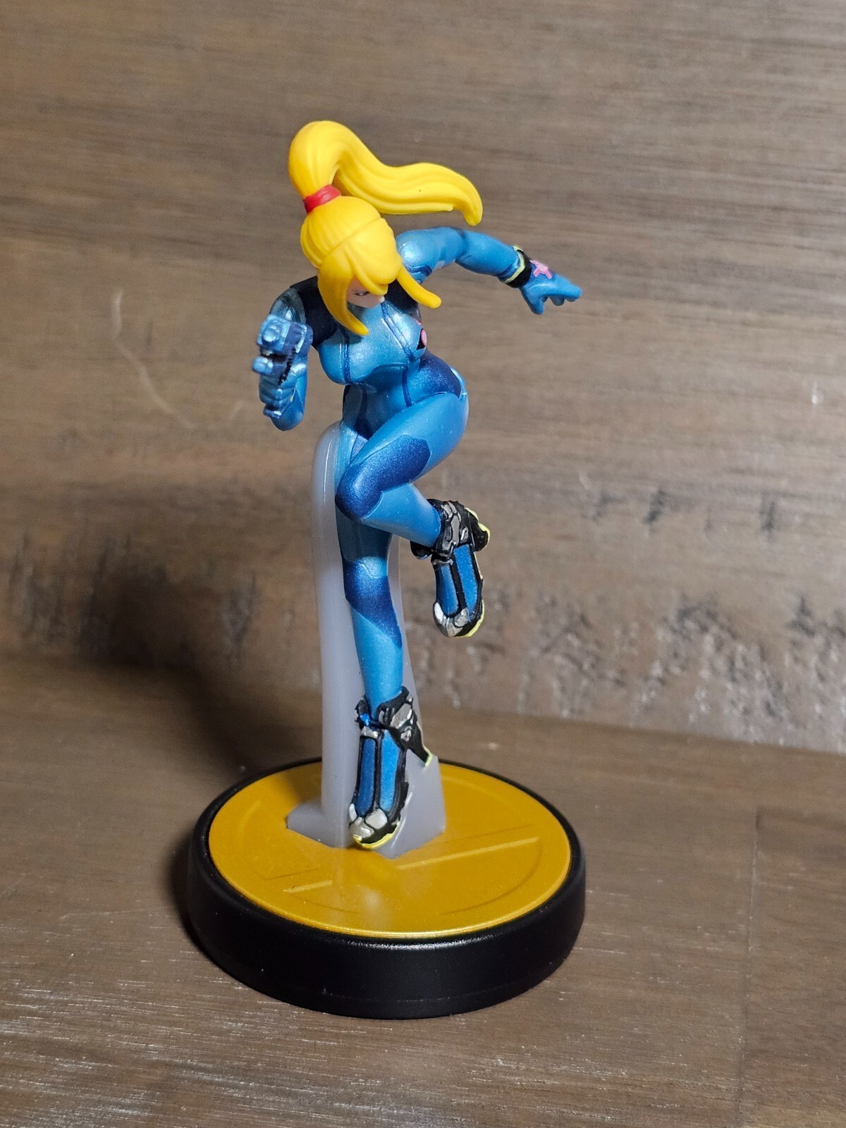 Nintendo amiibo Zero Suit Samus Metroid Super Smash Bros Series - $11.83