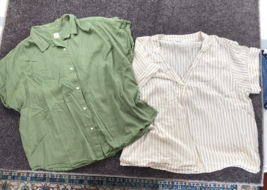 GAP Shirt Lot Womens XL Short Sleeve Cotton Lightweight Relaxed Athleisure Tops - $12.50