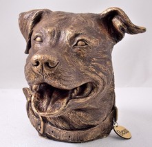 Pitbull Dog Memorial Urn - $2,987.77 MXN