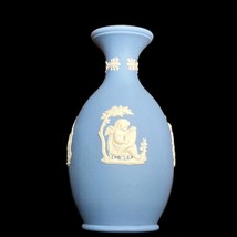 Wedgwood Blue Jasperware Arcadian Bud Vase - £23.59 GBP