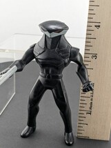 2011 McDonalds Happy Meal Black Manta Toy 4 Inch Attached Sword Need Battery Vgt - £8.25 GBP