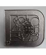Disney Pluto Chaser Retro Classic D 2011 Hidden Mickey WDW Pin 82556 - $12.14 CAD