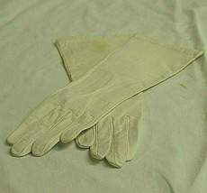 Vntage Saks Fifth Avenue France Leather Silk Lined White Dress Gloves Si... - £38.94 GBP